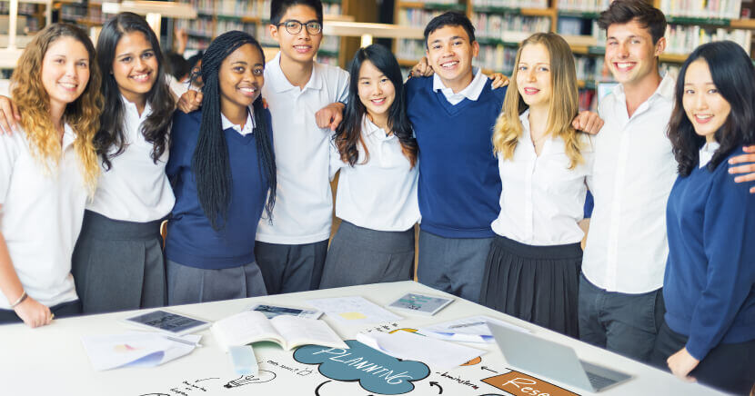 Diverse-Group-of-Students-at-Library